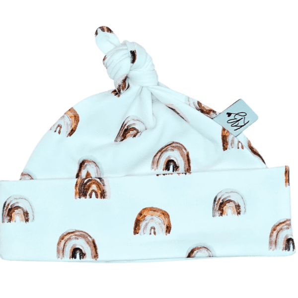 Knoop mutsje rainbow